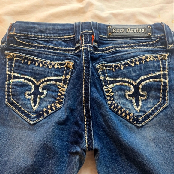 Rock Revival Jeans - Picture 2 of 4